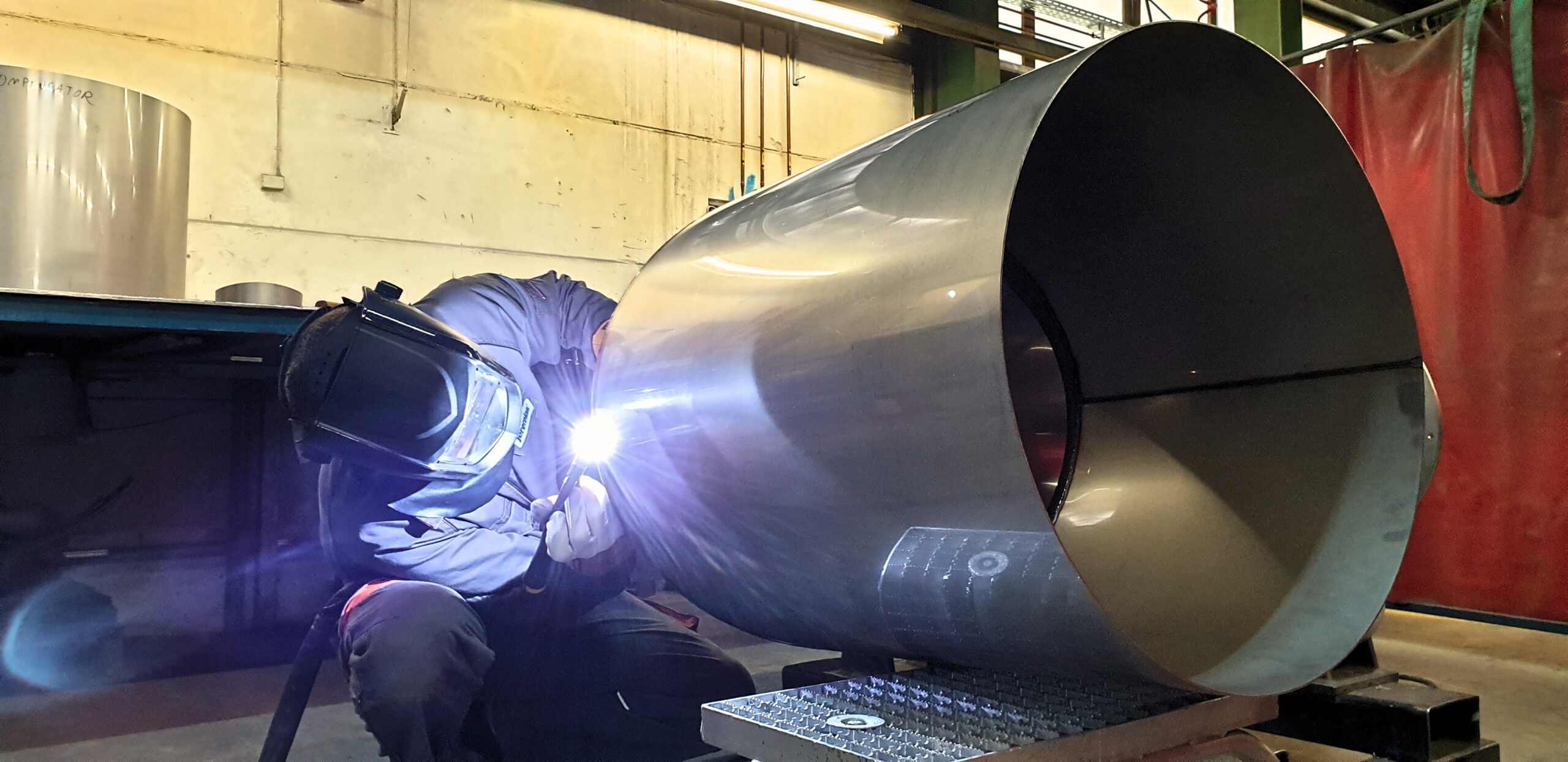 fabrication-production-conduit-fumée-projet-industriel-cheminée-industrielle-chaufferie